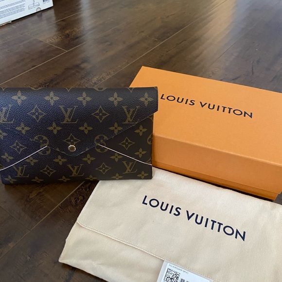 Louis Vuitton Kirigami Pochette - Picture 5 of 10